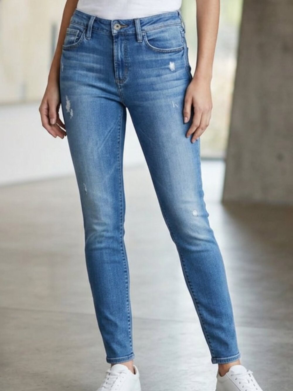 Joe's Jeans "Elyssa" Vintage Reserved Skinny Jeans